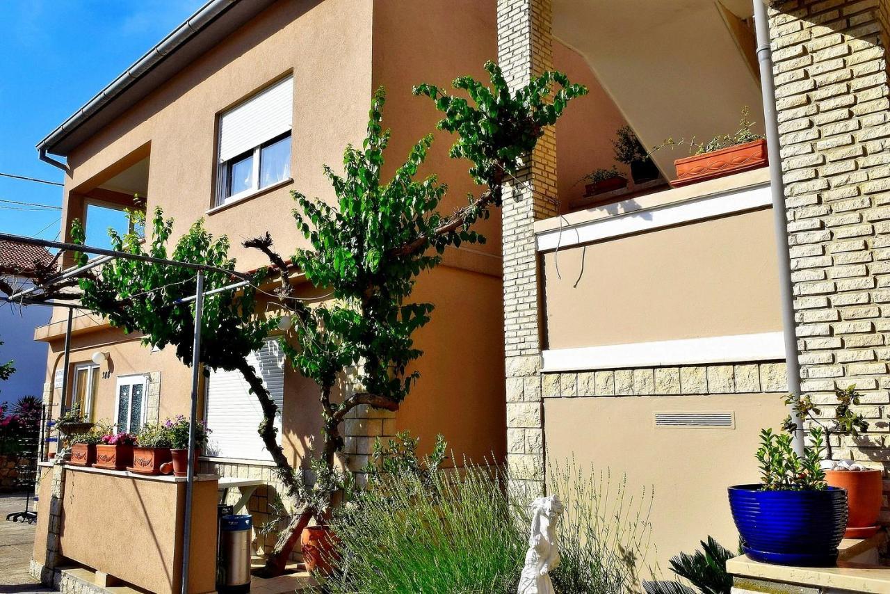 Zoro Apartments Palit المظهر الخارجي الصورة