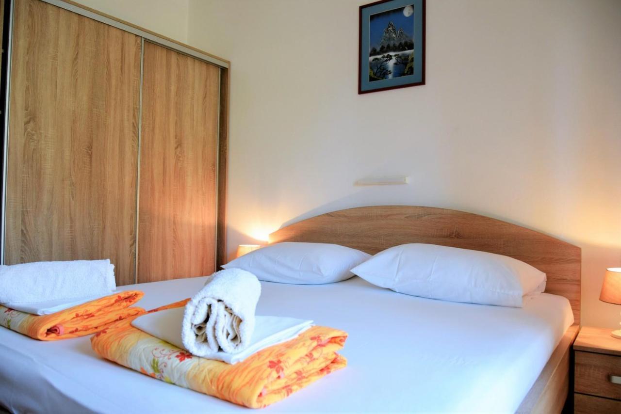 Zoro Apartments Palit المظهر الخارجي الصورة