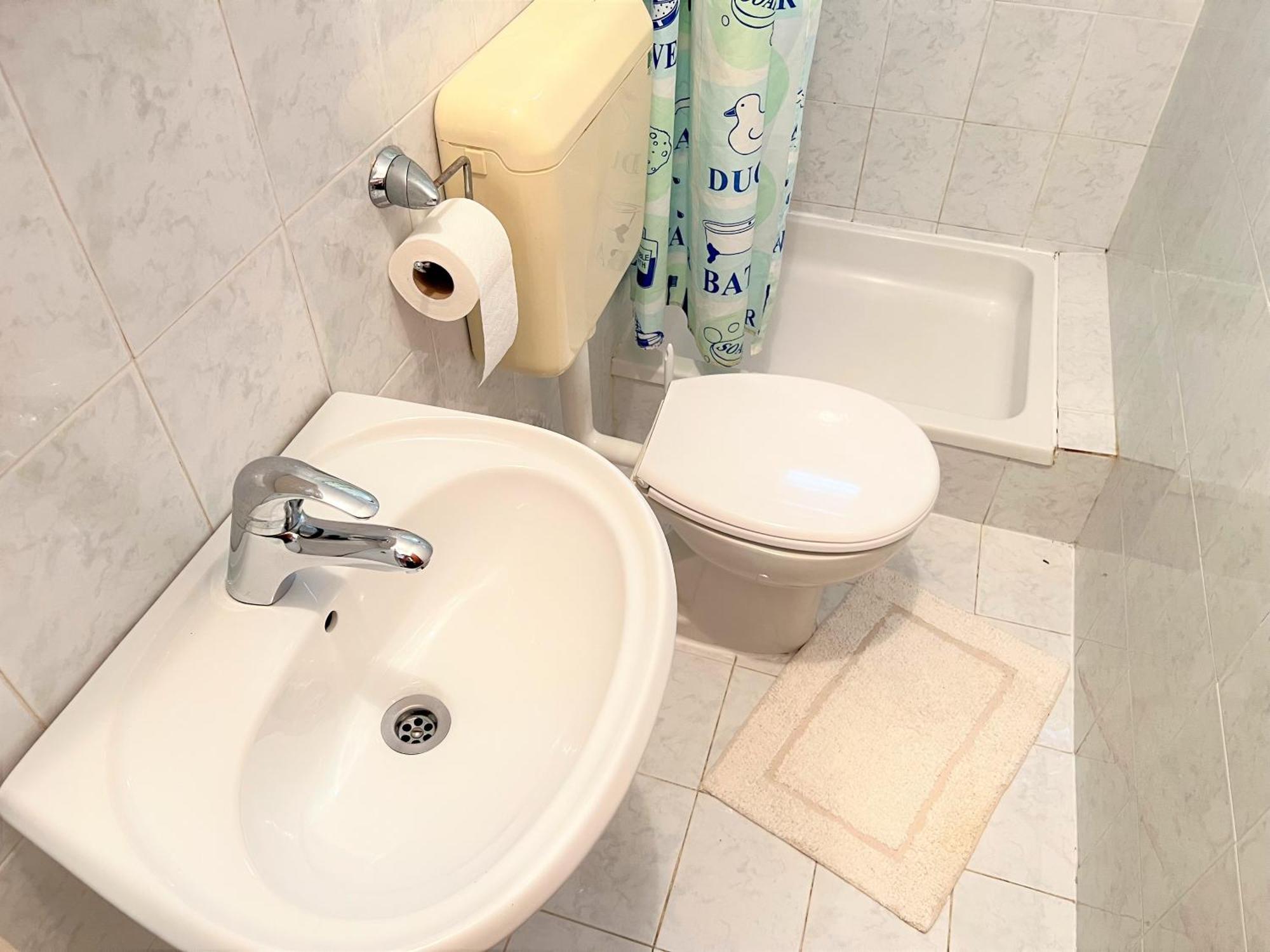 Zoro Apartments Palit الغرفة الصورة